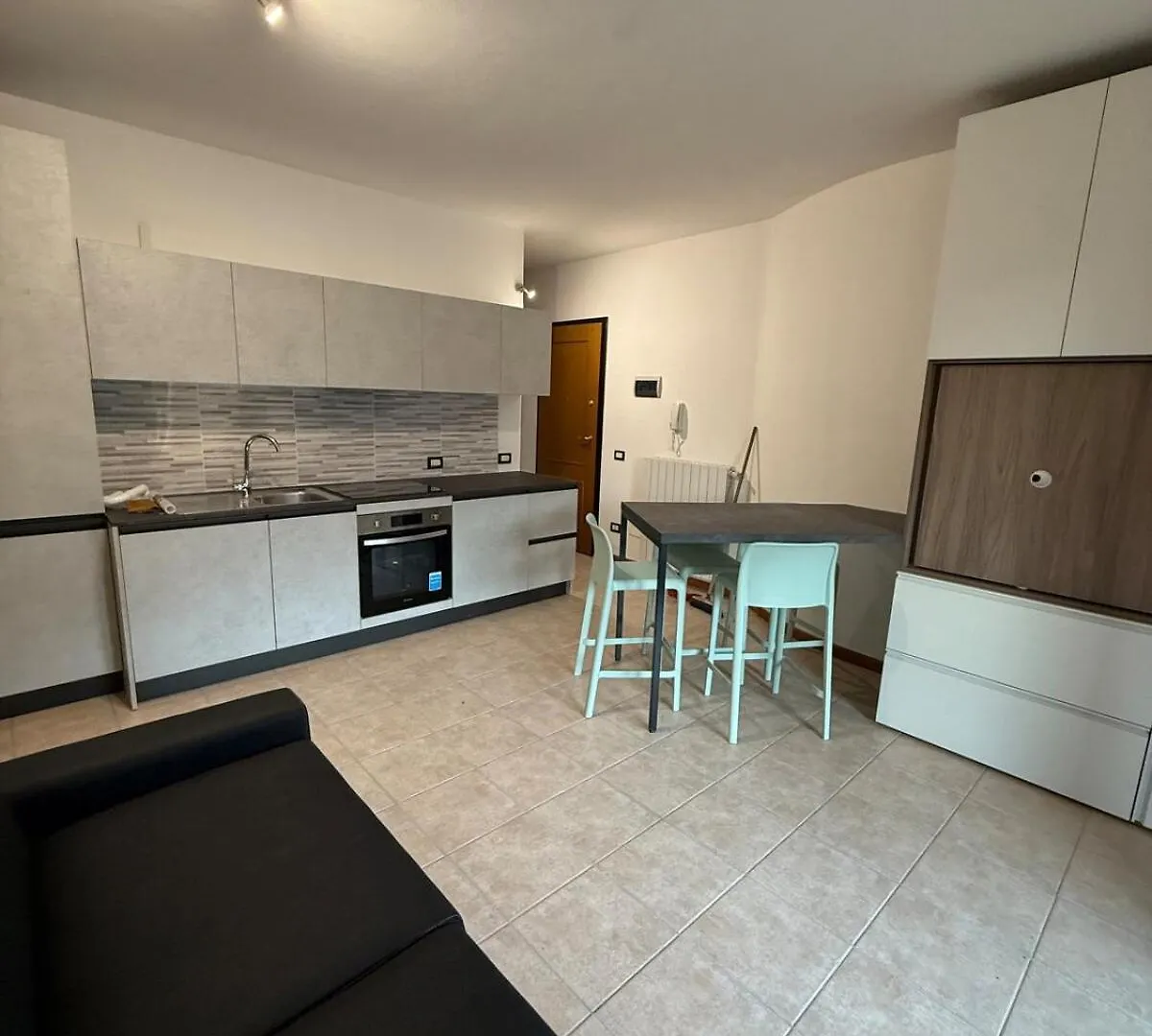 Esmate Residenza Dei Cervi Tra I Due Laghi 아파트