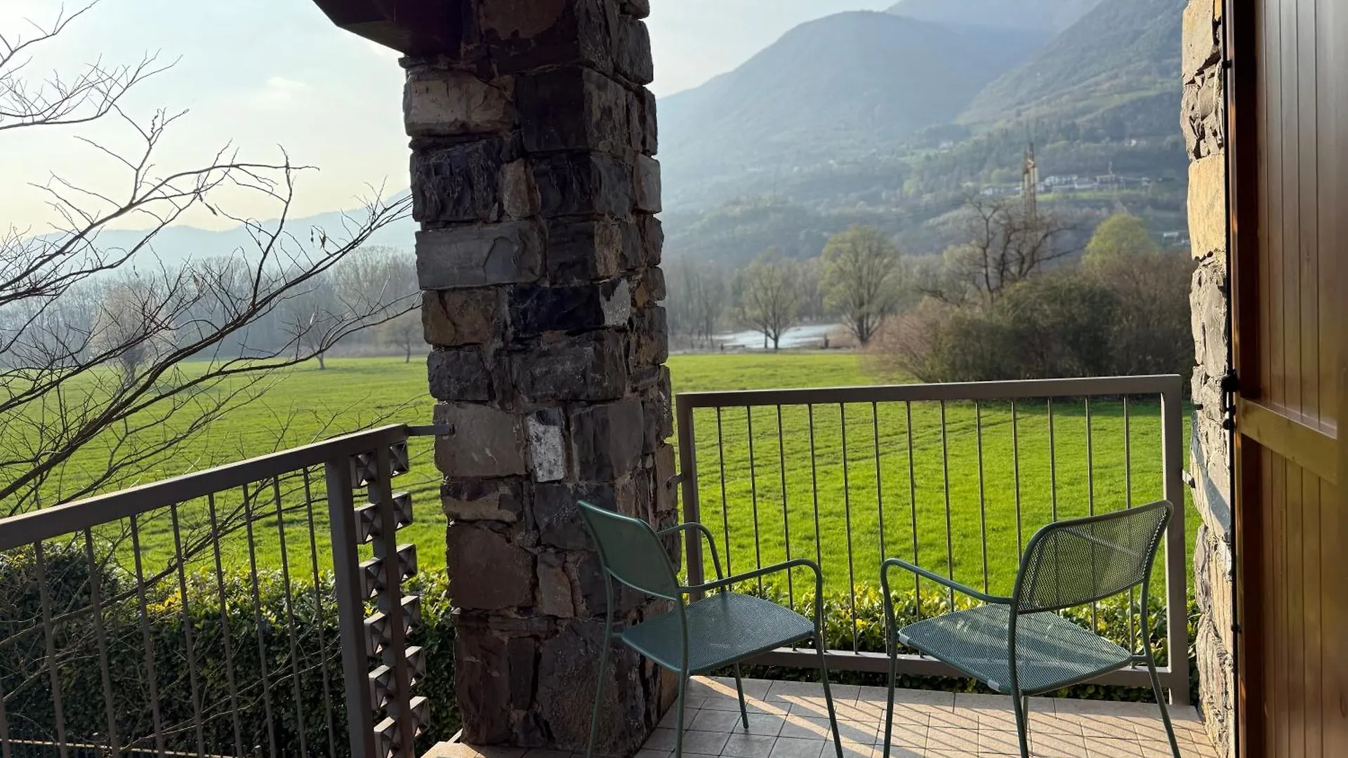 Residenza Dei Cervi Tra I Due Laghi Apartment Esmate Italy